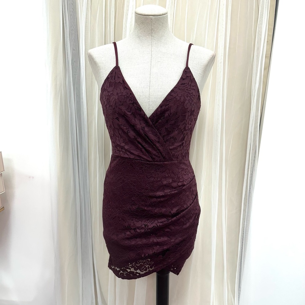 Lace Burgundy V-neck Spaghetti Straps Ruched Mini Dress Fall  Wedding Guest Sz M